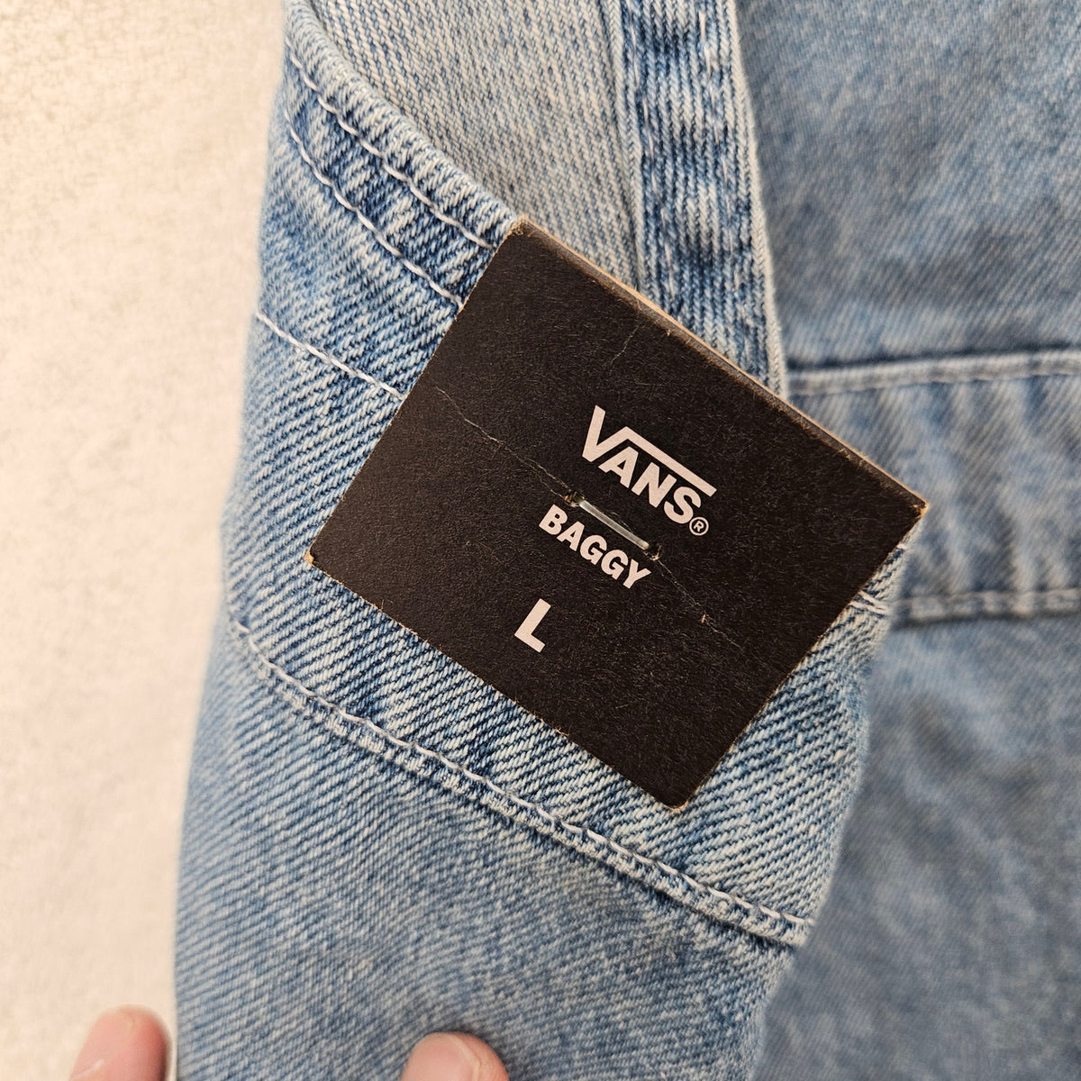 VANS SIZE LARGE SIRELLE OVERALLS BLUE DENIM RELAXED FIT COTTON MEDIUM WASH