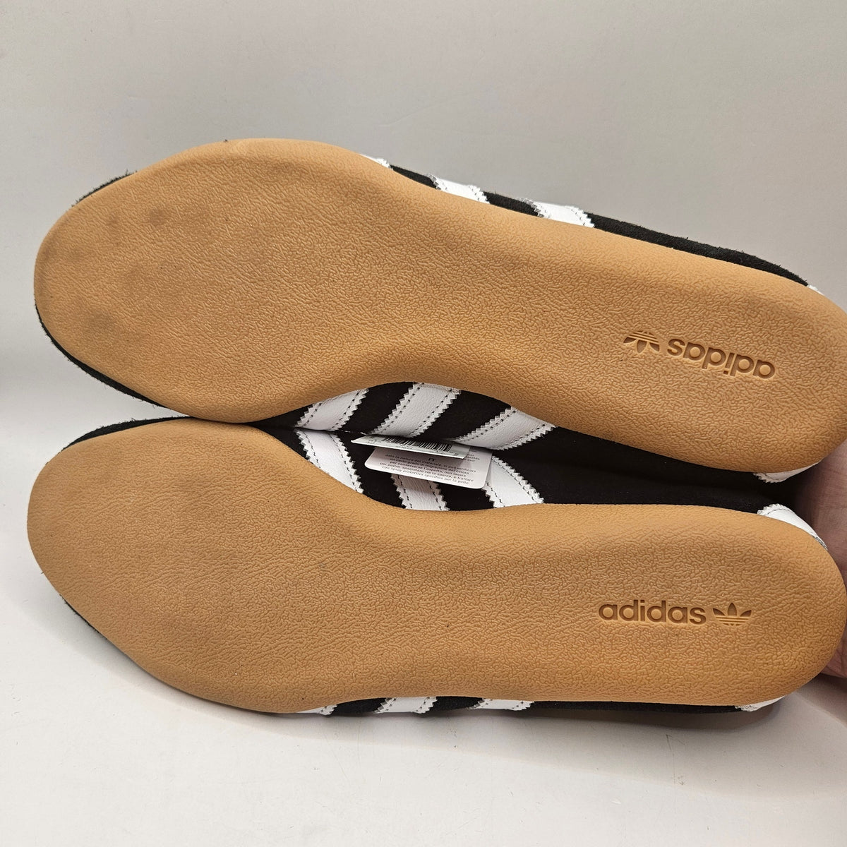 ADIDAS ORIGINALS WOMEN'S 11 TOKYO OG BLACK WHITE GUM NWOB JI0183