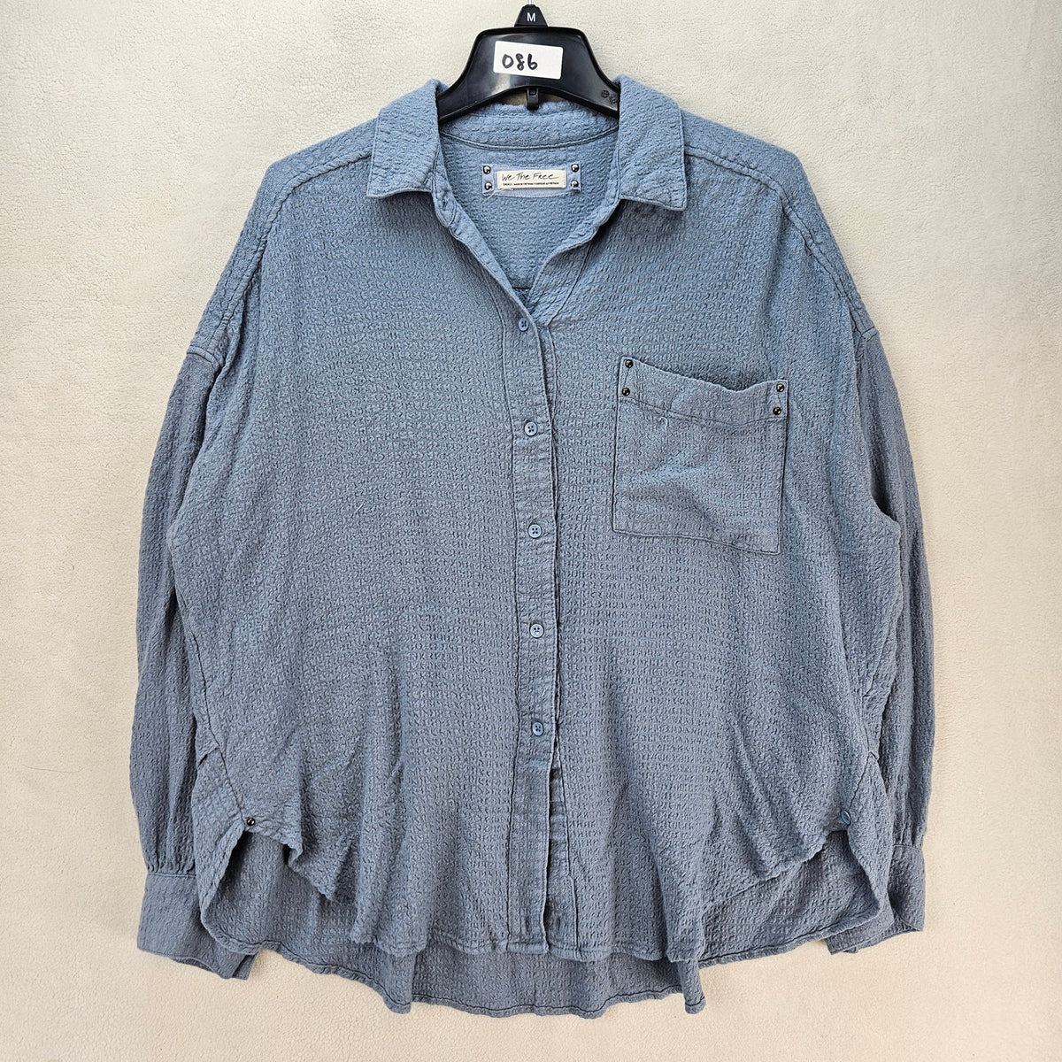 FREE PEOPLE WE THE FREE WOMEN'S SMALL BLUE TEXTURED OVERSIDED BUTTON FRONT SHIRT