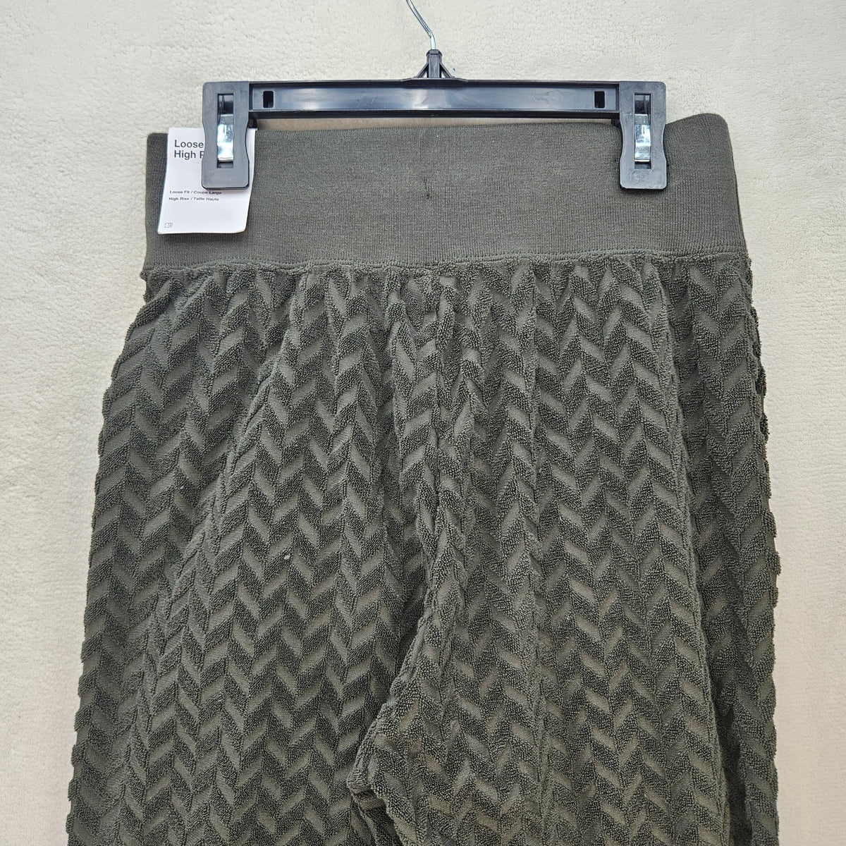 NIKE WOMEN'S XS MODERN EVERYDAY SPORTSWEAR OLIVE GREEN PANTS DR2178-355 NWT