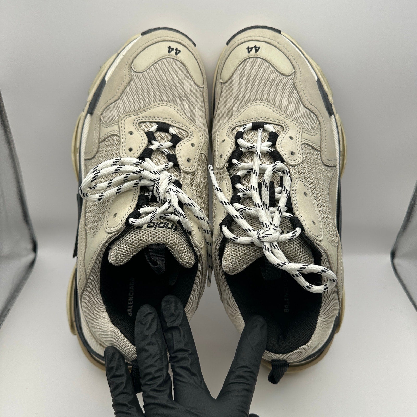 BALENCIAGA RARE TRIPLE S Men's 11 Sneaker Vanille 536747 W0906 9787