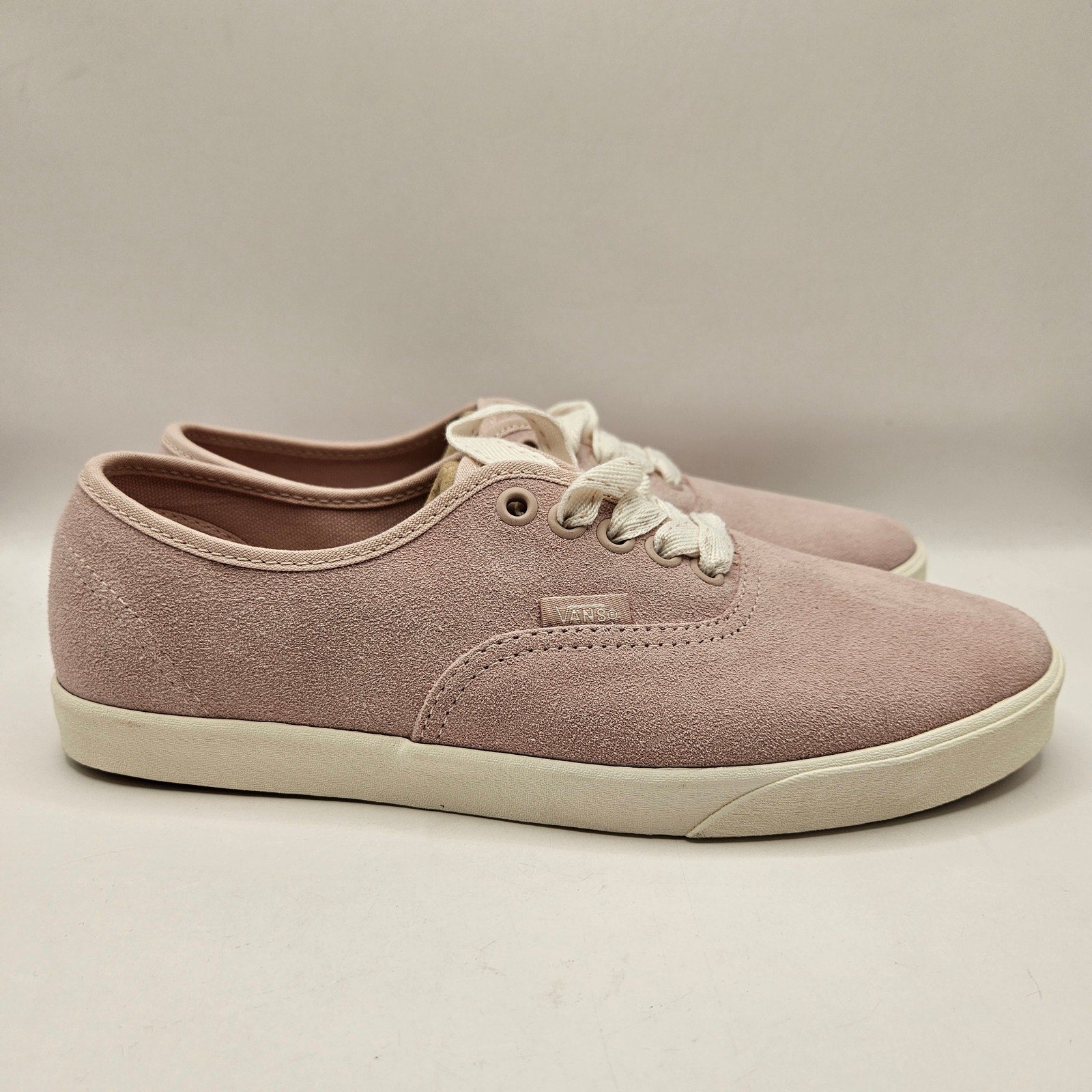 VANS WOMEN'S 8.5 AUTHENTIC LX 44 RARE HAIRY SUEDE LIGHT ROSE PINK SKATE NWOB