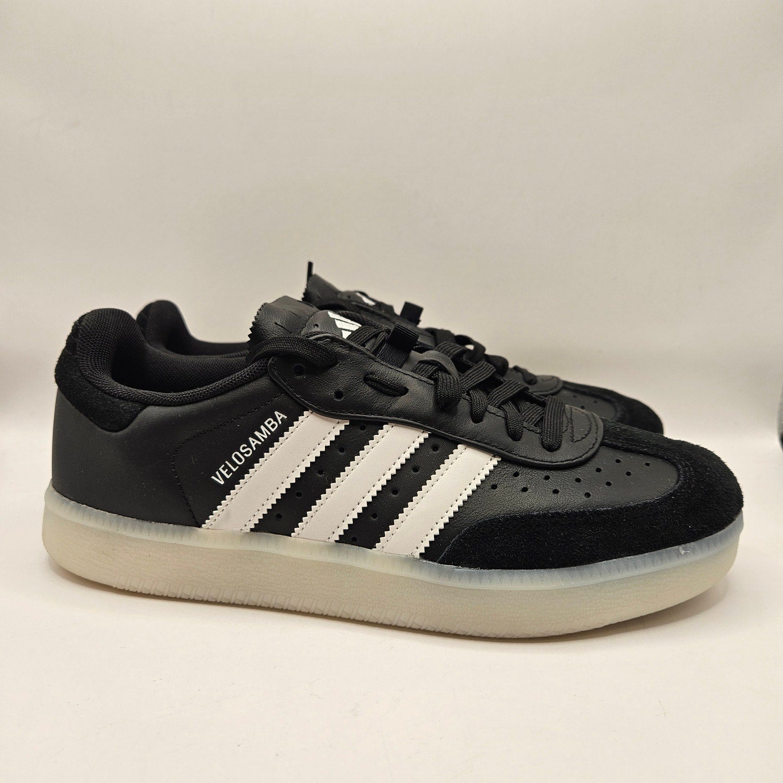 ADIDAS MEN'S 7 VELOSAMBA LEATHER CORE BLACK CLOUD WHITE JP7779 NWOB CYCLING