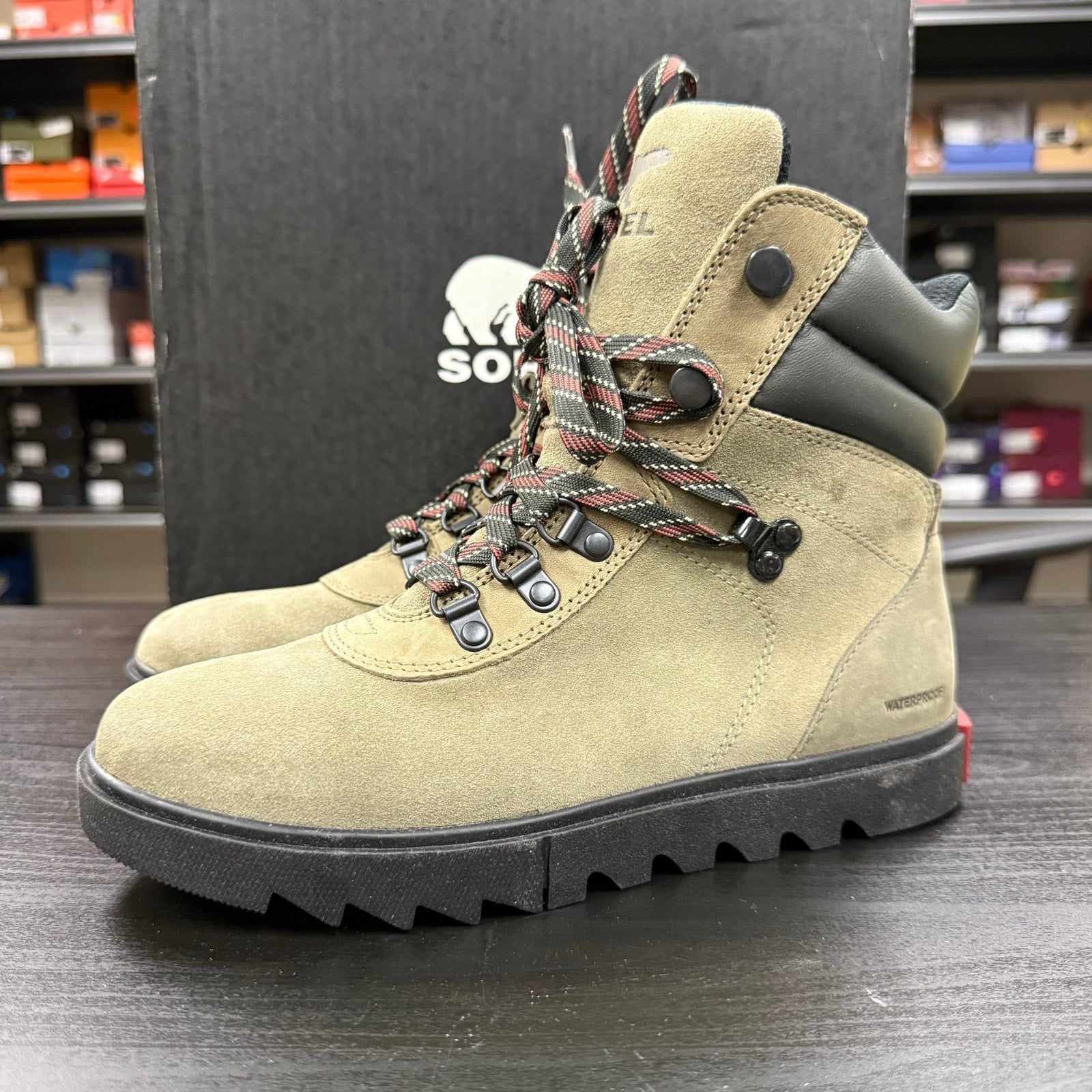 SOREL Women’s JOAN OF ARCTIC NEXT LITE HIKER WP IMPERMEABLE SAGE Tundra