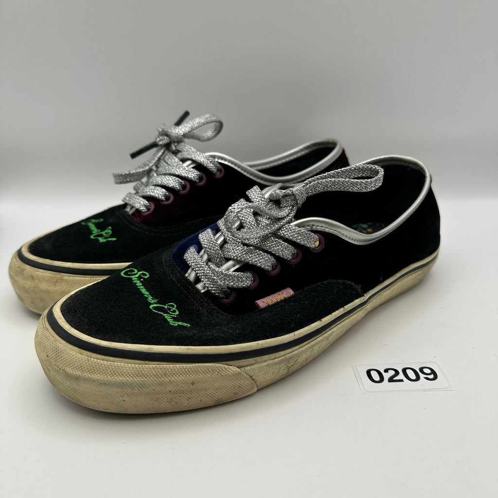 VANS Women's 8 Sinners Club Authentic Skateboard Sneaker