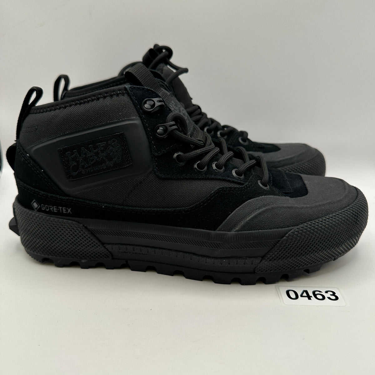 VANS Men's 7 Women's 8.5 MTE HALF CAB GORE-TEX Triple Black