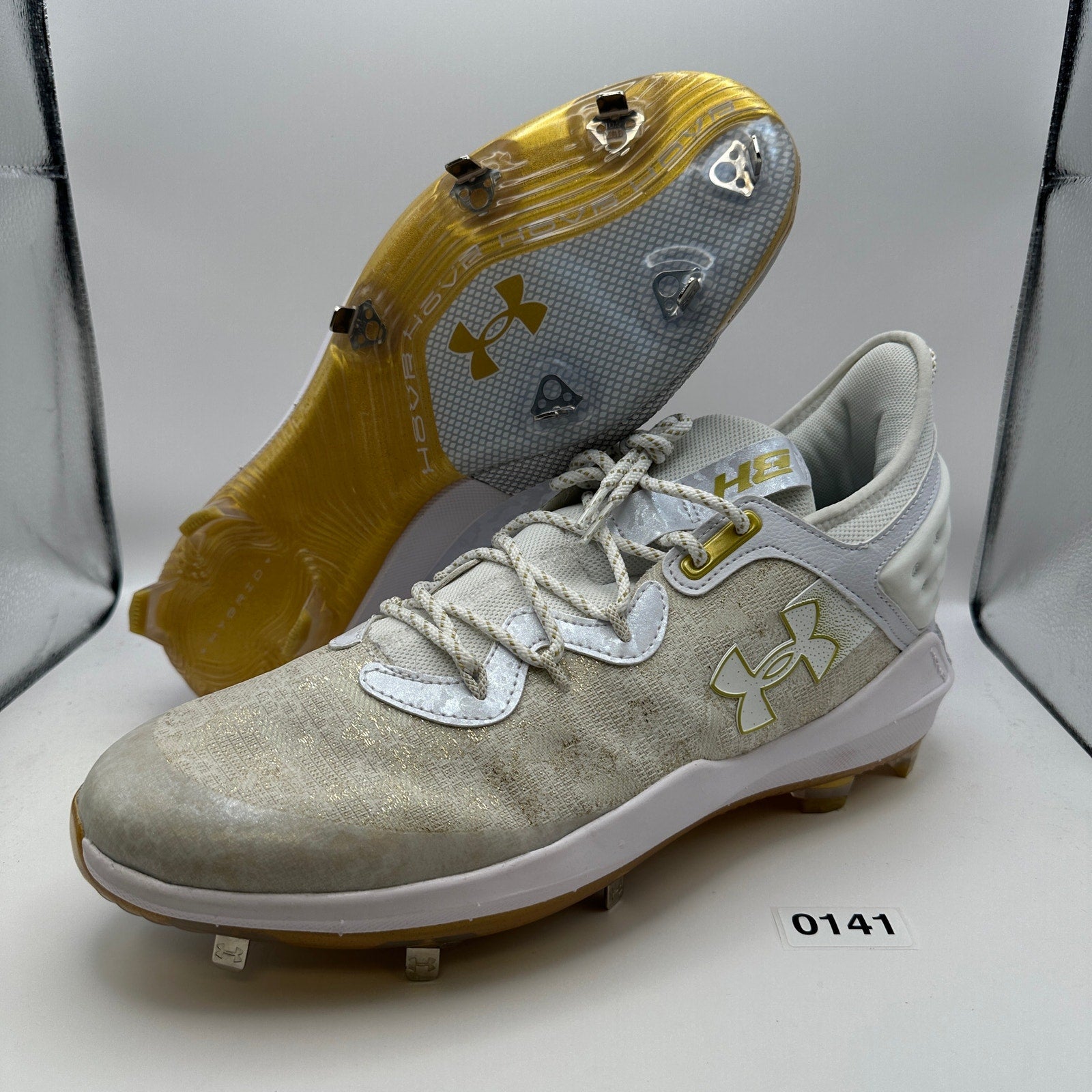 UNDER ARMOUR Men's 15 Harper 8 Low GT White Metallic Gold