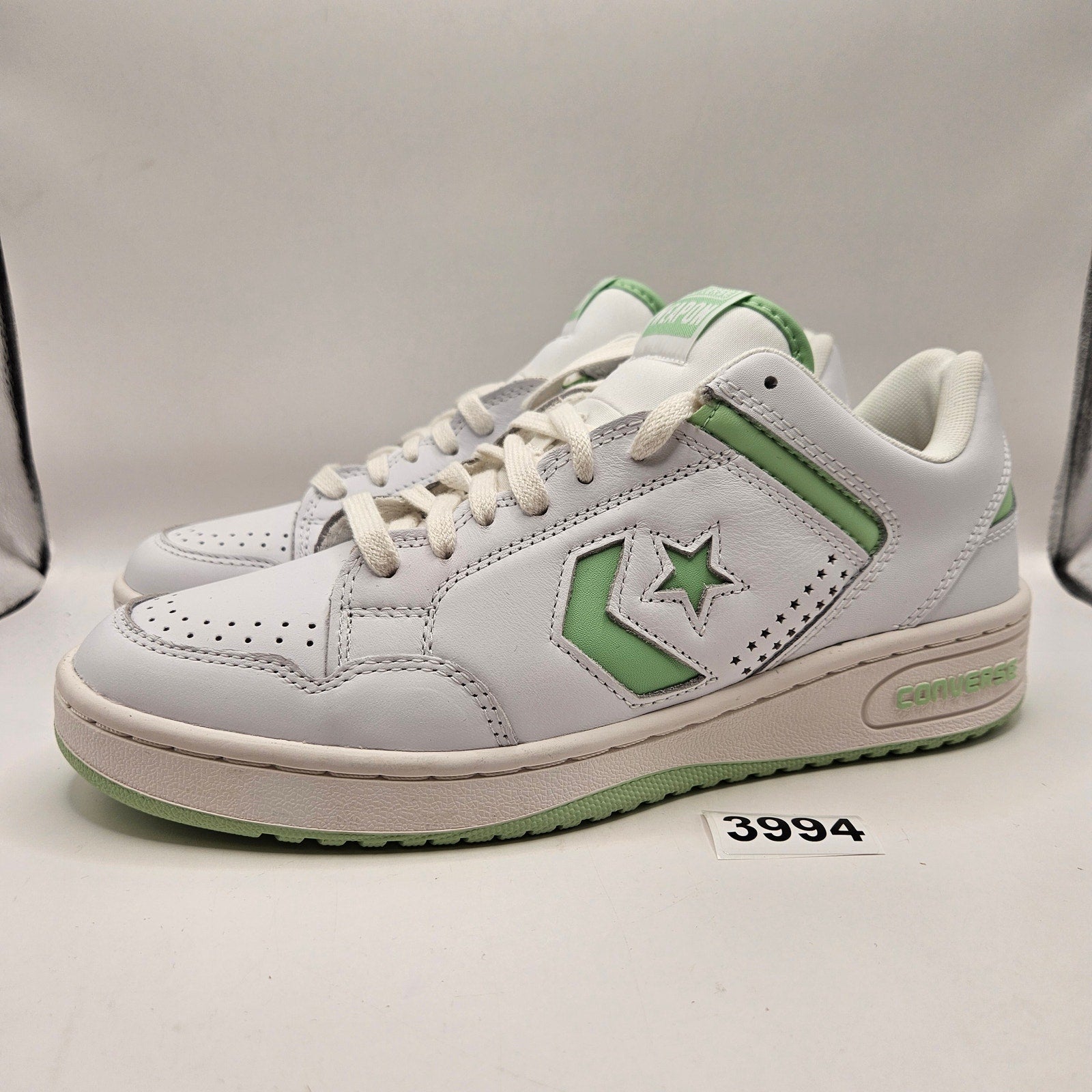 CONVERSE MEN'S 9.5 WEAPON LOW WHITE SOUR GLOW LEATHER LACE UP A12746C NWOB