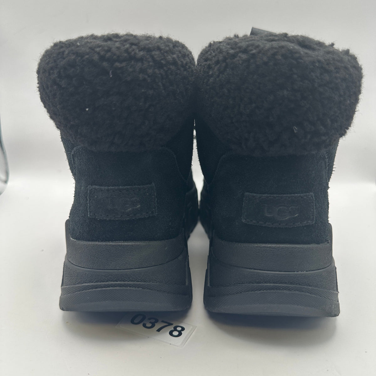UGG Women's 9.5 TERRETRAIL Cozy Laced up Black SUEDE Sheepskin