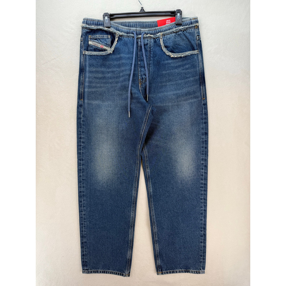 DIESEL MEN'S 34X32 D-SERT STRAIGHT LEG JEANS MADE IN TUNISIA STRING BELT