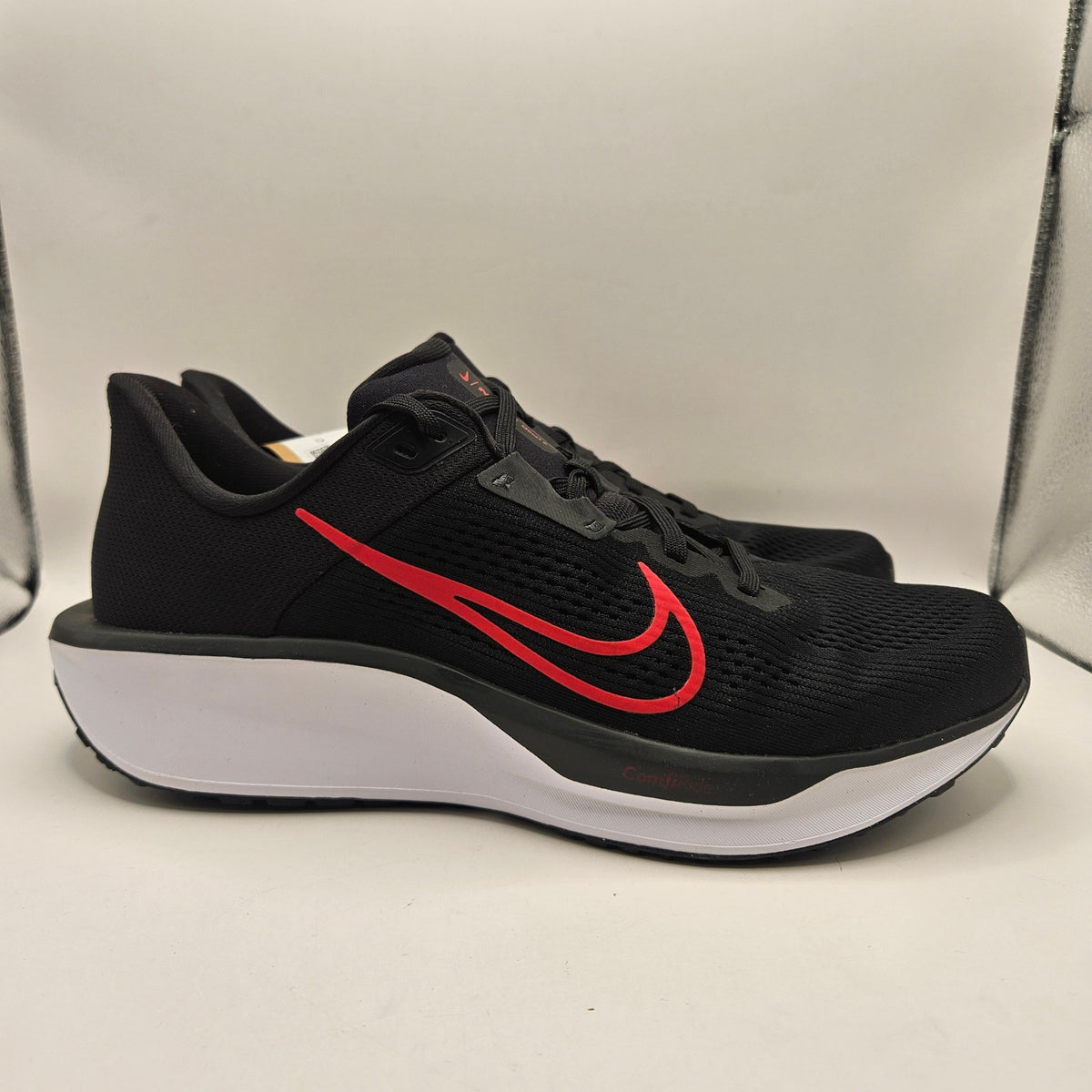 NIKE MEN'S 11 QUEST 6 BLACK WHITE UNIVERSITY RED FD6033-011 NWOB