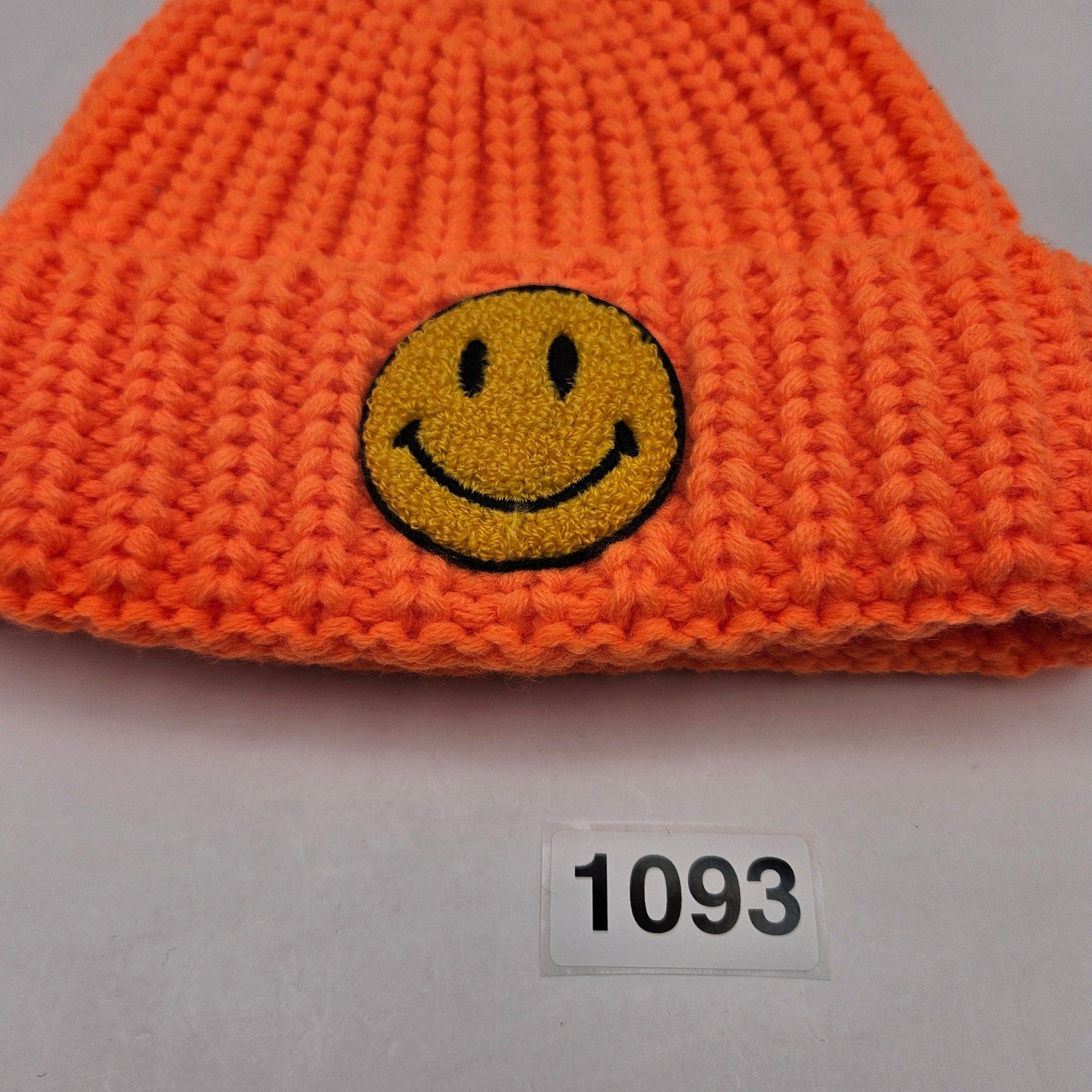CHINATOWN MARKET X SMILEY BRIGHT ORANGE BEANIE NWT VINTAGE STYLE