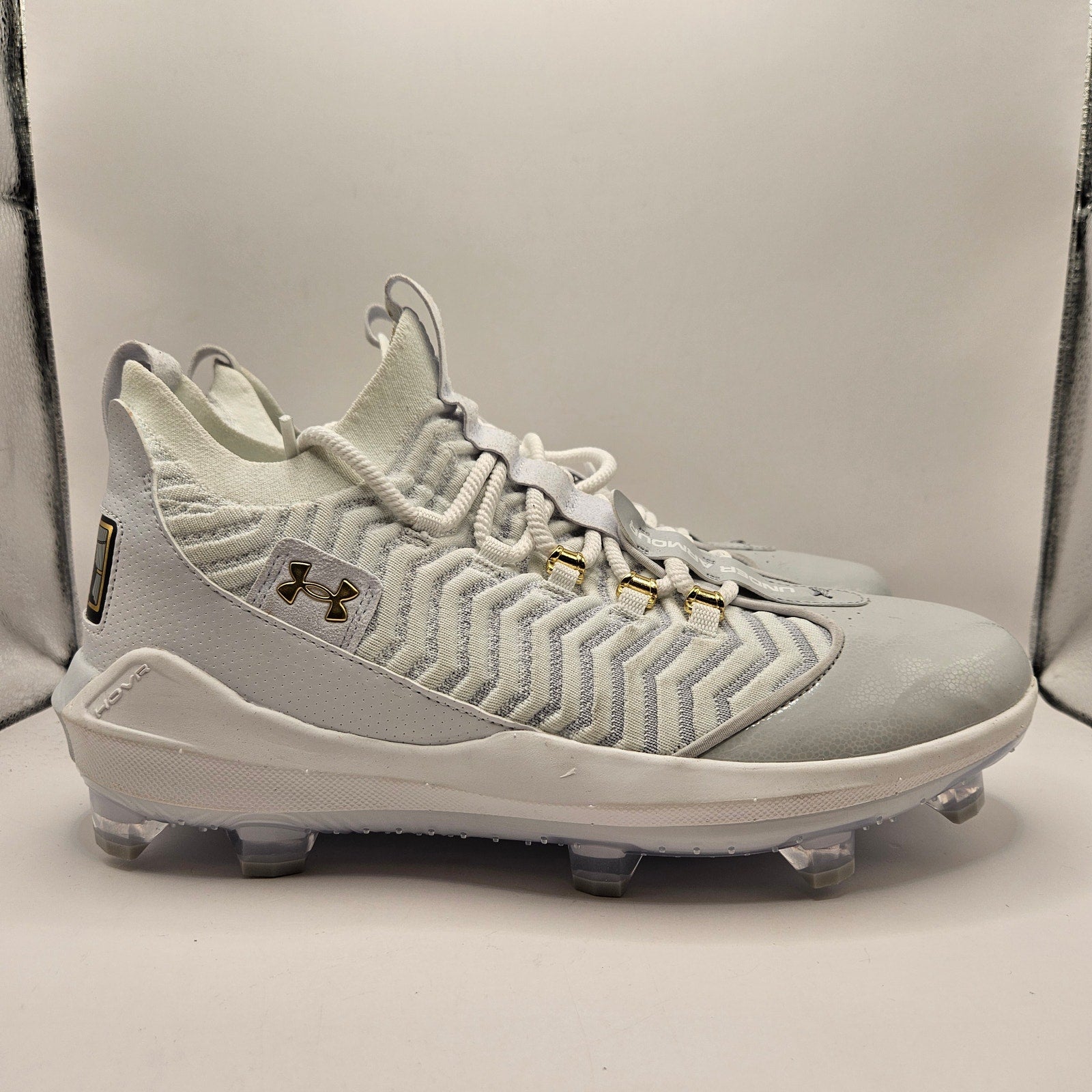 UNDER ARMOUR MEN'S 13 HARPER 9 PRO TPU CLEATS WHITE GRAY GOLD 3027444-100 NWOB