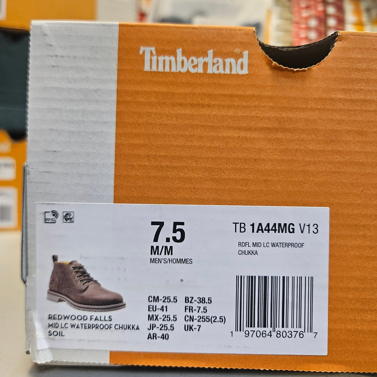 TIMBERLAND MEN'S 7.5 REDWOOD FALLS MID LACE UP WATERPROOF CHUKKA SOIL