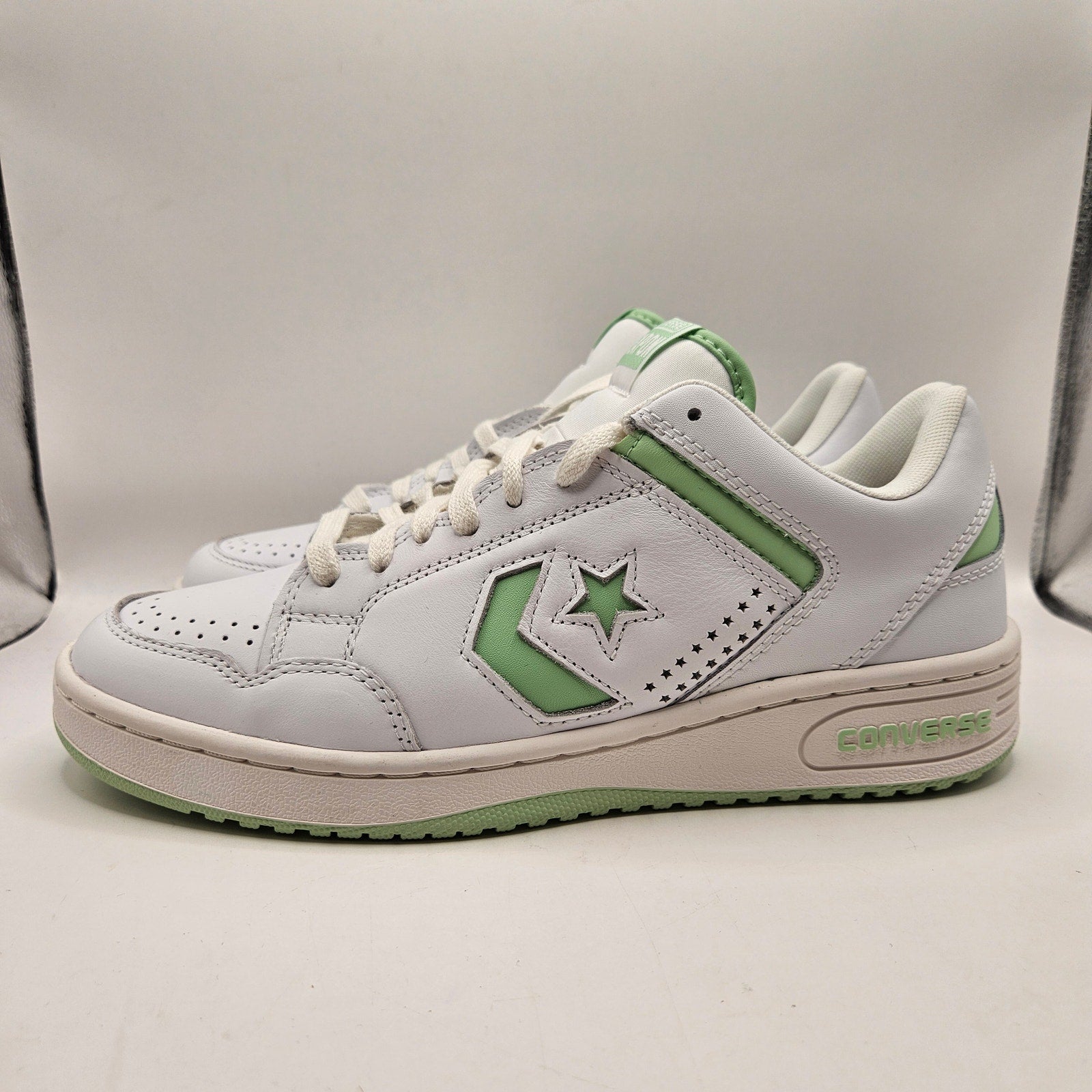 CONVERSE MEN'S 9.5 WEAPON LOW WHITE SOUR GLOW LEATHER LACE UP A12746C NWOB