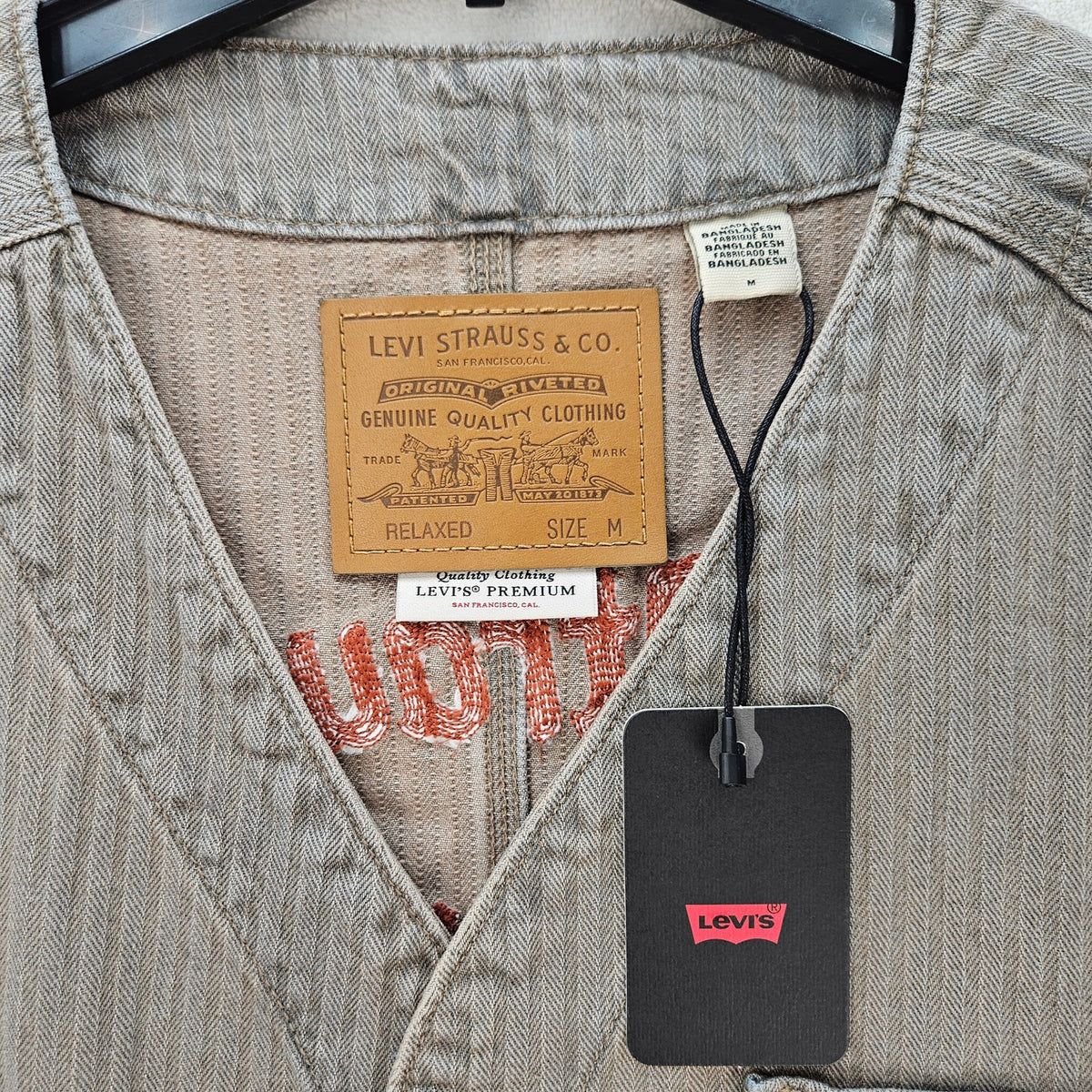 LEVI'S MENS MEDIUM UNION ENGINEER CARDIGAN UNIFORM BADGE TAN NWT