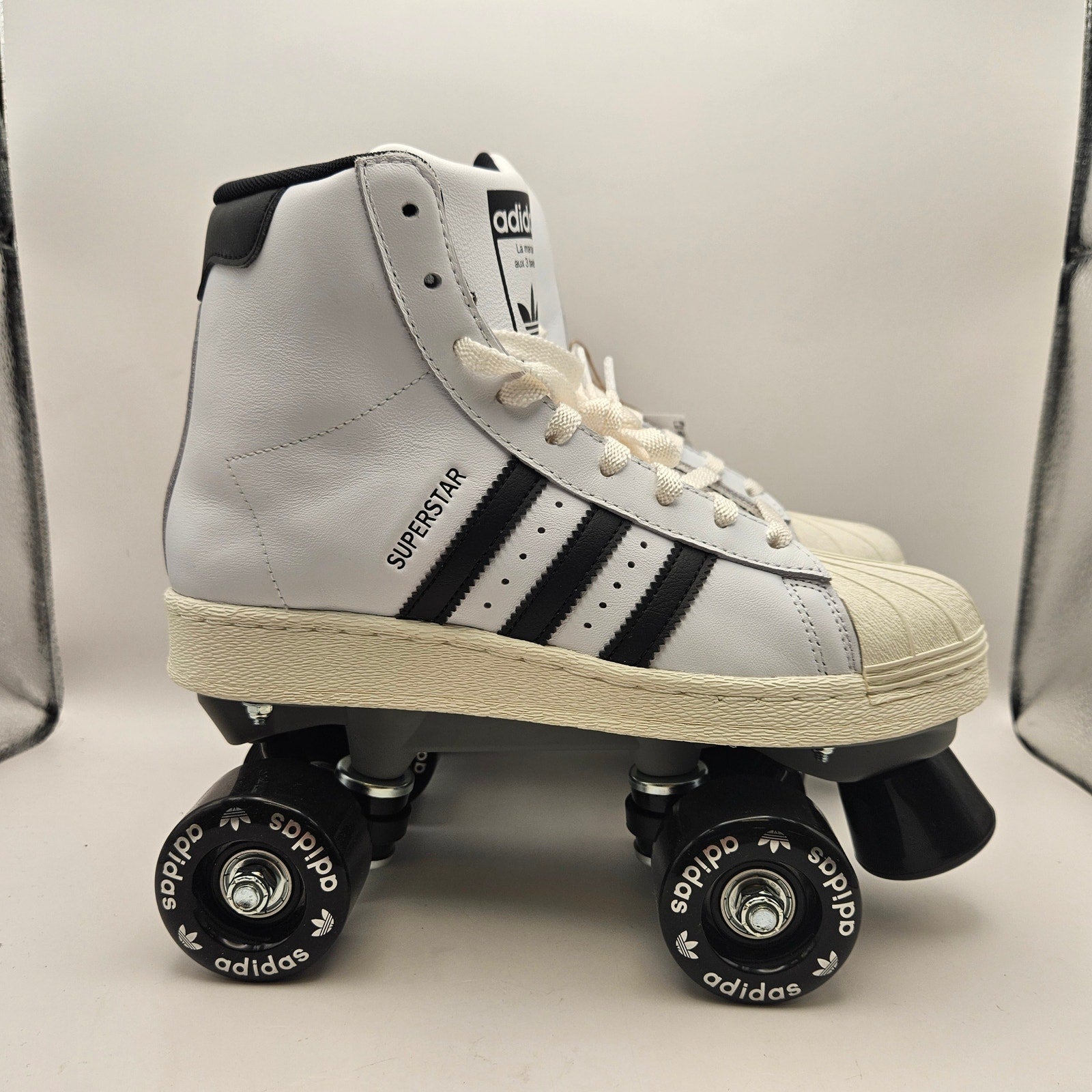 ADIDAS WOMEN'S 6.5 SUPERSTAR HI WHITE BLACK ROLLER SKATES NWOB JS4038
