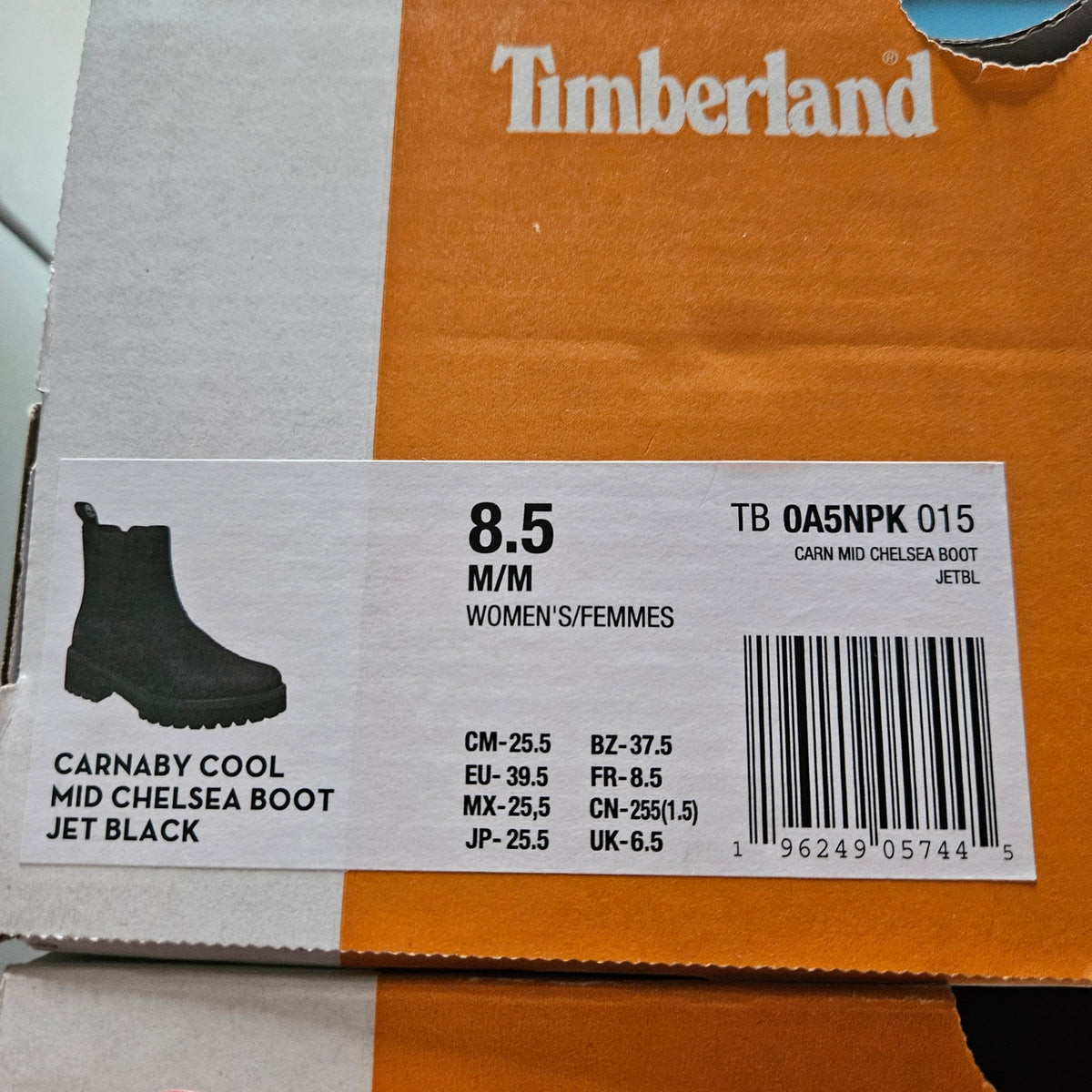 TIMBERLAND WOMEN'S 8.5 CARNABY COOL MID CHELSEA BOOT JET BLACK NUBUCK NIB
