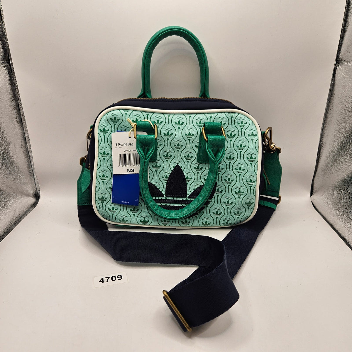 ADIDAS ORIGINALS GOLF ROUND BAG CLEAR MINT KF8436 LIFESTYLE PALE GREEN