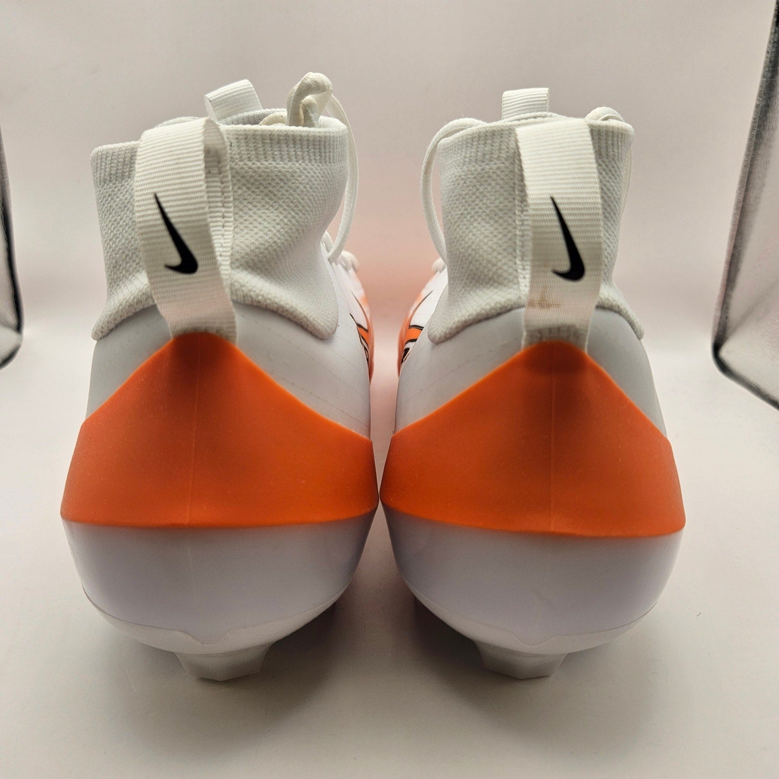 NIKE MEN'S 16 AIR ZOOM VAPOR PRO 1 ORANGE WHITE FOOTBALL CLEAT NWOB HM8850-103