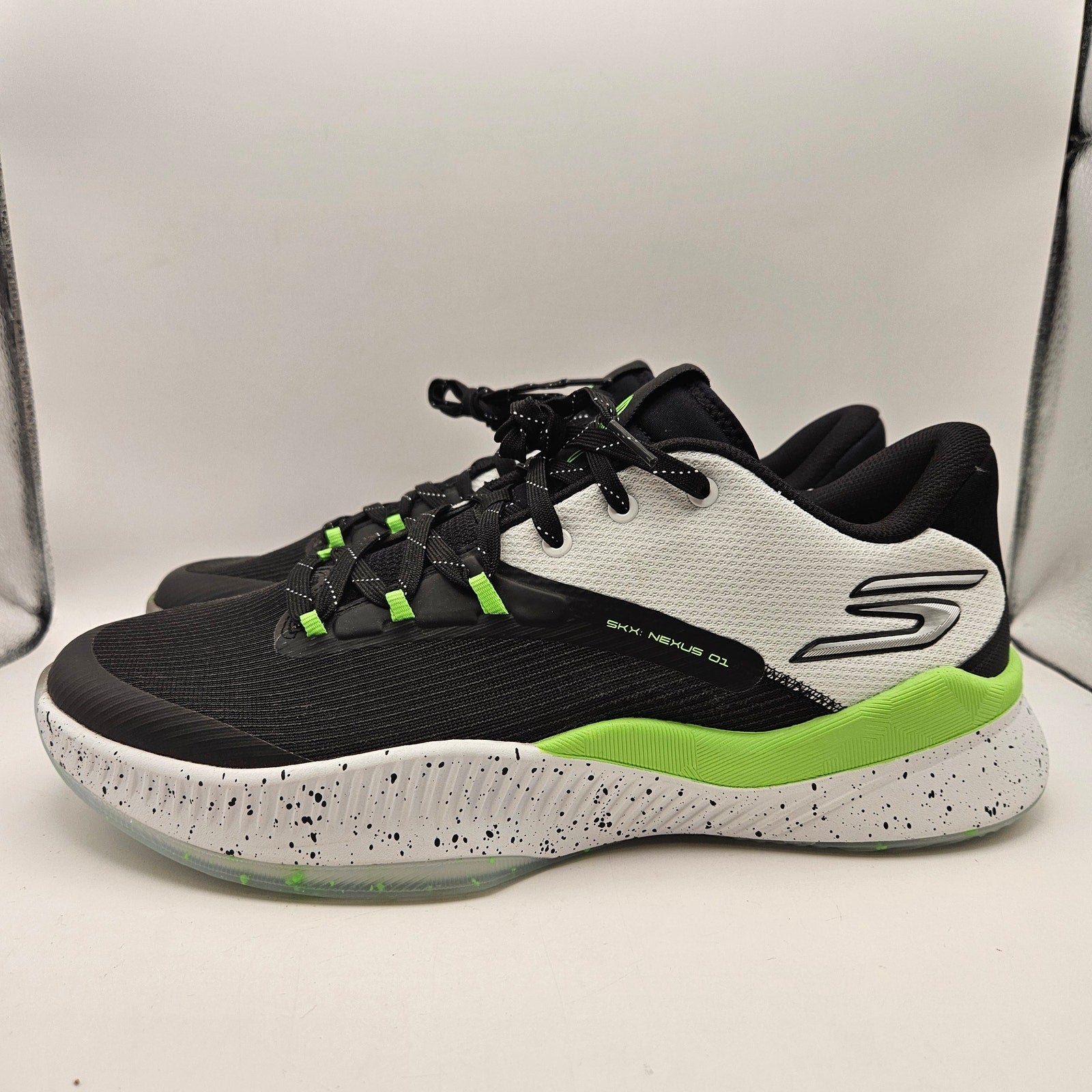 SKECHERS SKX MEN'S 12 NEXUS 02 BLACK GREEN BASKETBALL SHOES 253015 NWOB