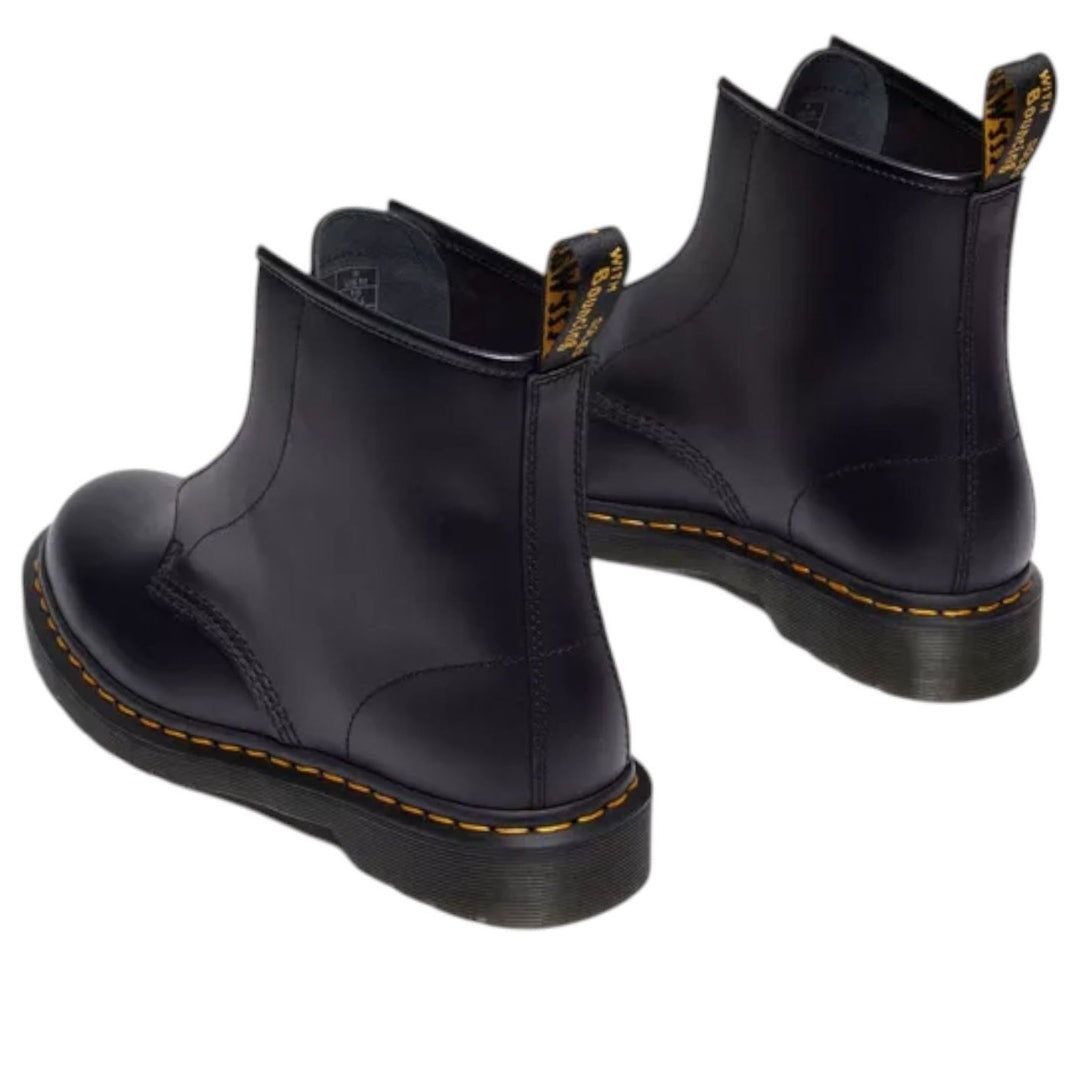 DR MARTEN MEN'S 11 LACELESS 1460 SMOOTH EXPLORER WATERPROOF BOOT 42288001