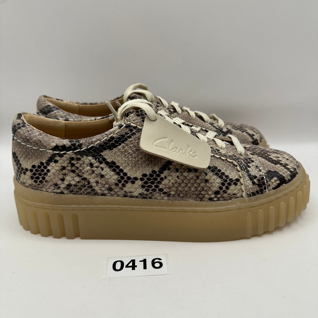 CLARKS Women's 6.5 MAYHILL WALK Gray/Snake Leather Platform Shoe