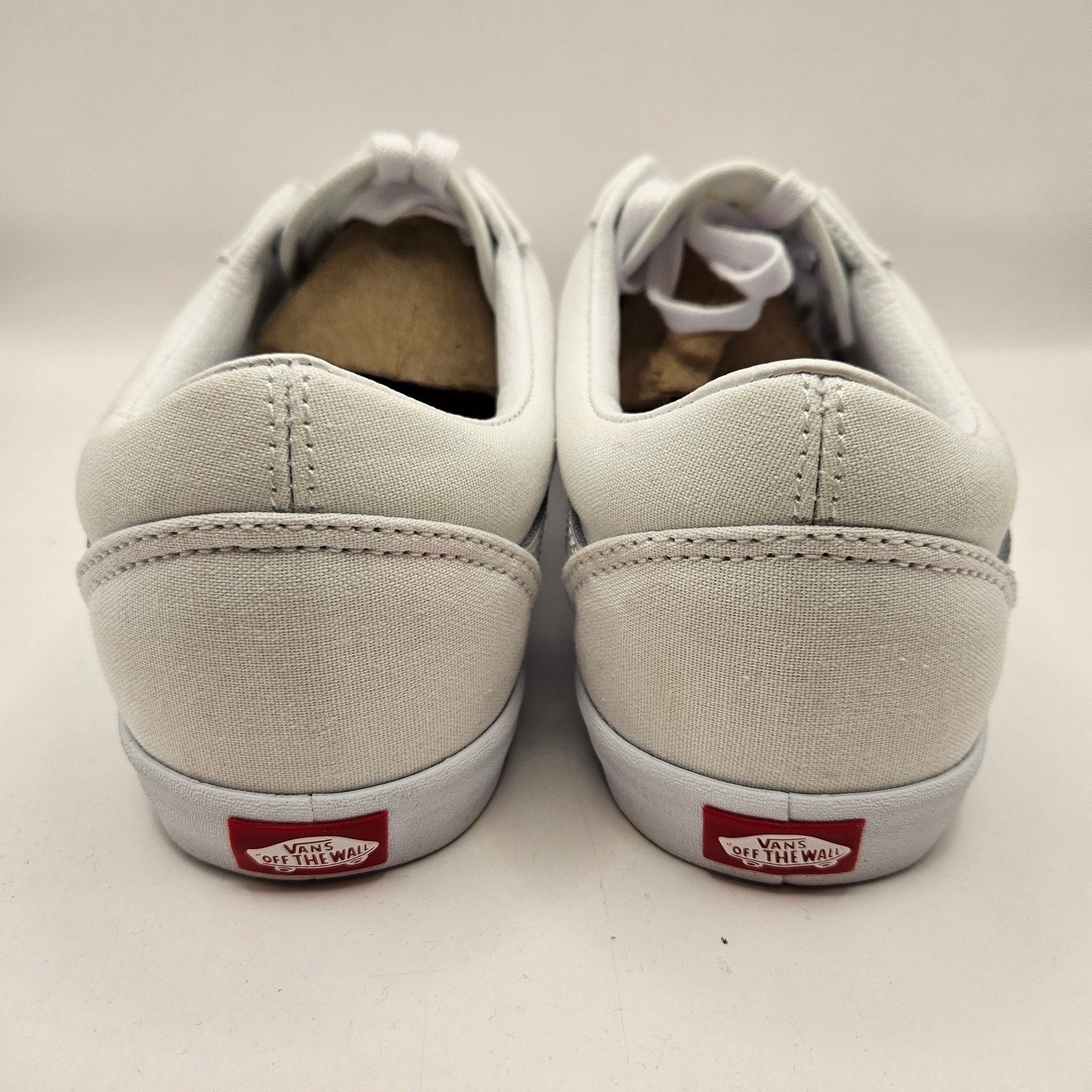 VANS MEN'S 10.5 OLD SKOOL TRUE WHITE LOW TOP SNEAKER NWOB