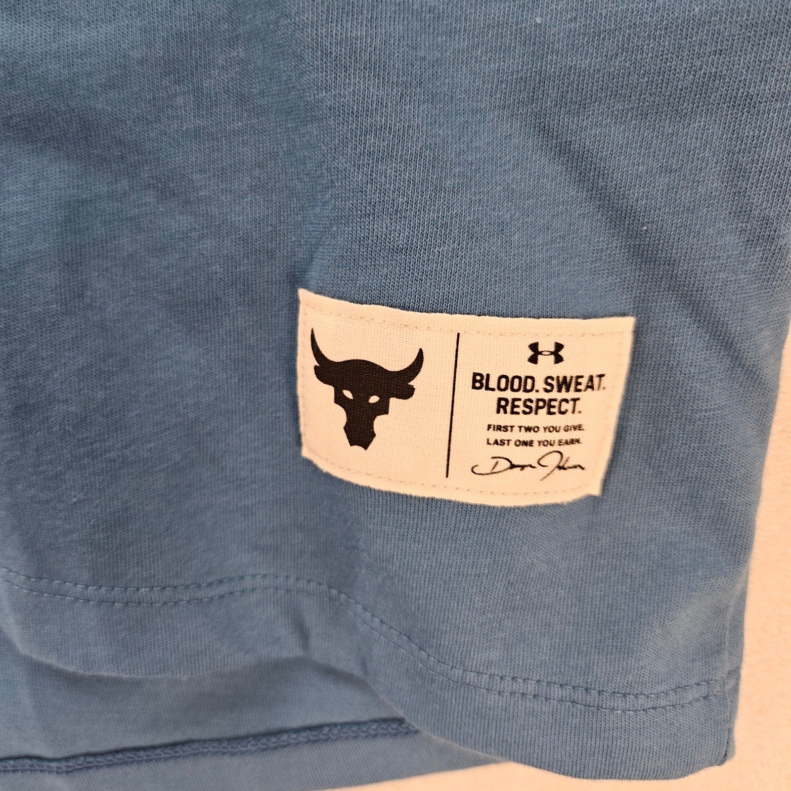 UNDER ARMOUR X PROJECT ROCK WOMEN'S LARGE BLUE TRAINING TSHIRT NWT