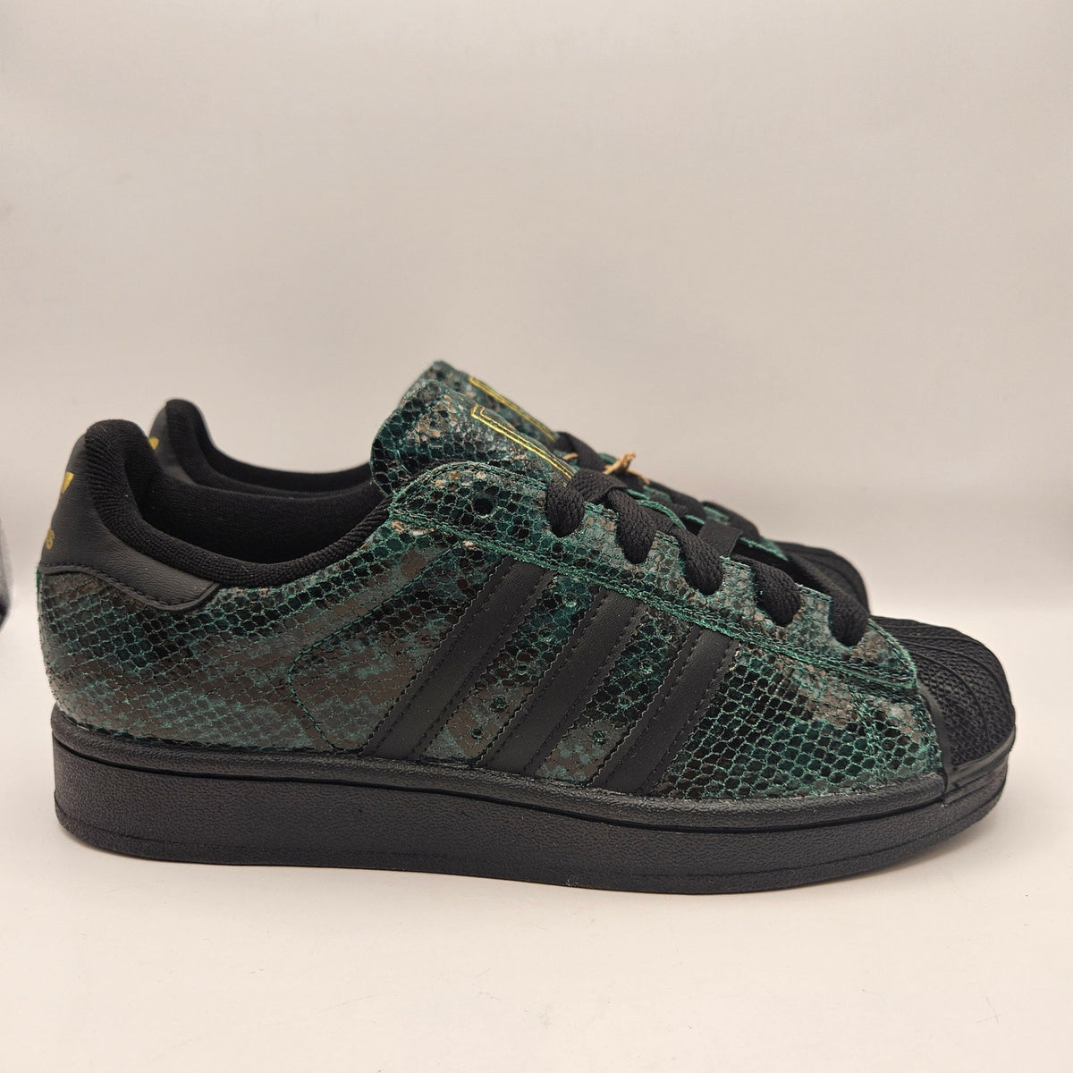 ADIDAS ORIGINALS WOMEN'S 7 SUPERSTAR BLACK GREEN SNAKESKIN SHELL TOE NWOB