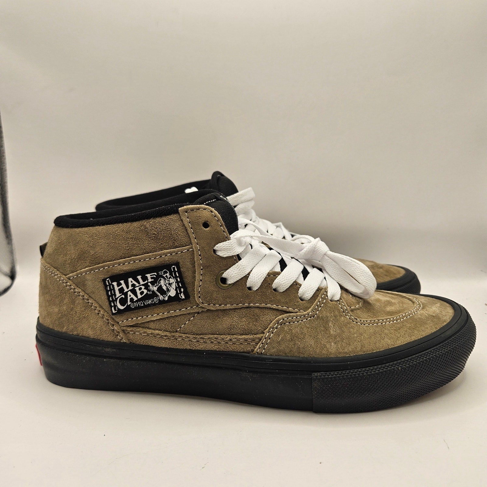 VANS MEN'S 7.5 RARE SKATE HALF CAB PIG SUEDE OLIVE BLACK NWOB