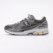 NEW BALANCE WOMEN'S 6.5 RUNNING SHOES U1906RV1 METALLIC GREY BLACK NIB