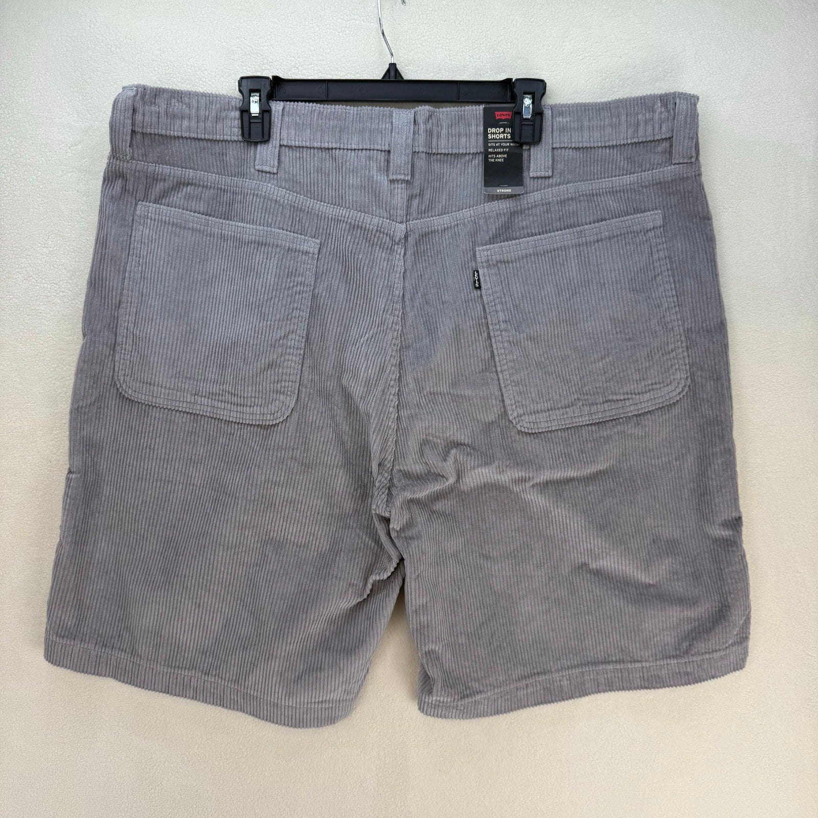 LEVI'S SIZE 44 CORDUROY SHORTS GREY CORDURA NWT