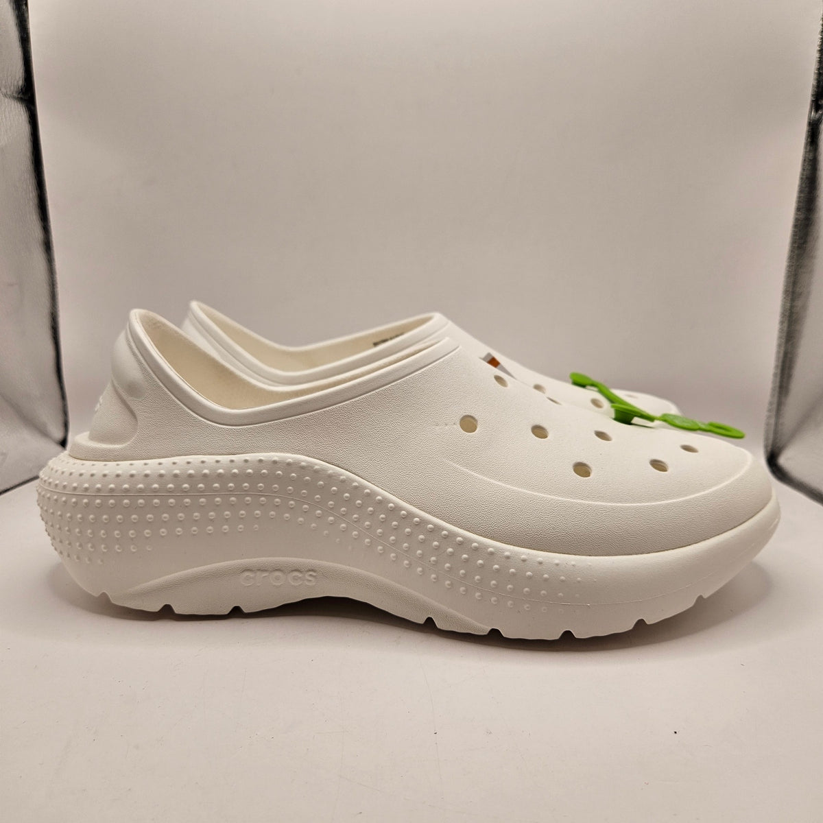 CROCS MEN'S 10 CLASSIC UNISEX LINEN SLIP ON SHOES FISH BEACH NWT 210080-100