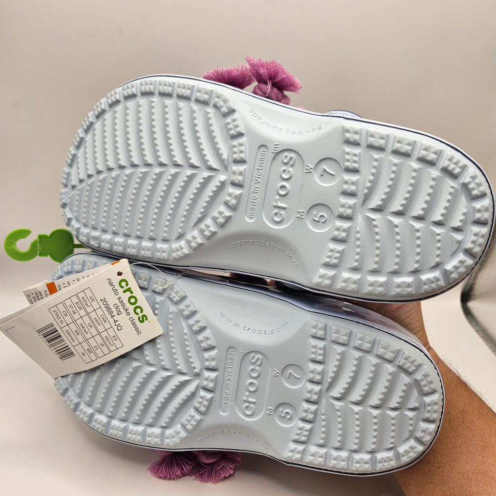 CROCS M5 W7 NARUTO SASUKE CLASSIC CLOG PURPLE ROPE JIBBITZ ANIME NWT