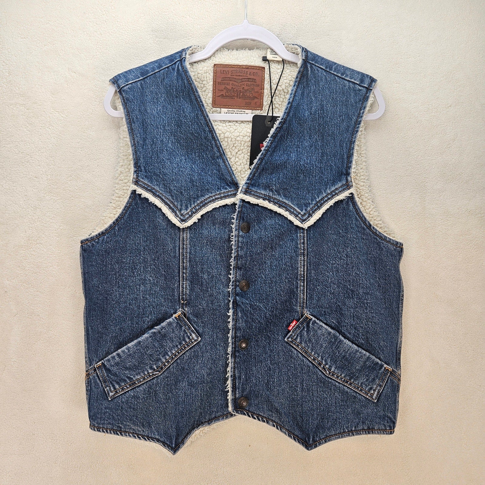 LEVI'S MEN'S SMALL WESTERN DENIM SHERPA VEST NWT SKY DESERT MEDIUM WASH