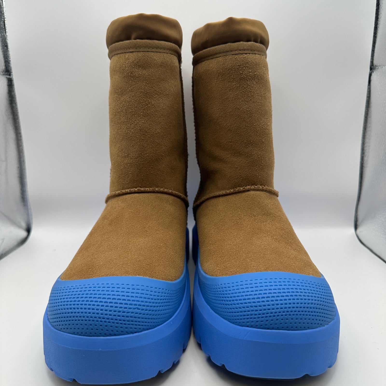 UGG Men's 10 Classic Short Weather Hybrid Chestnut Big Sky Blue Suede Boot 1143992