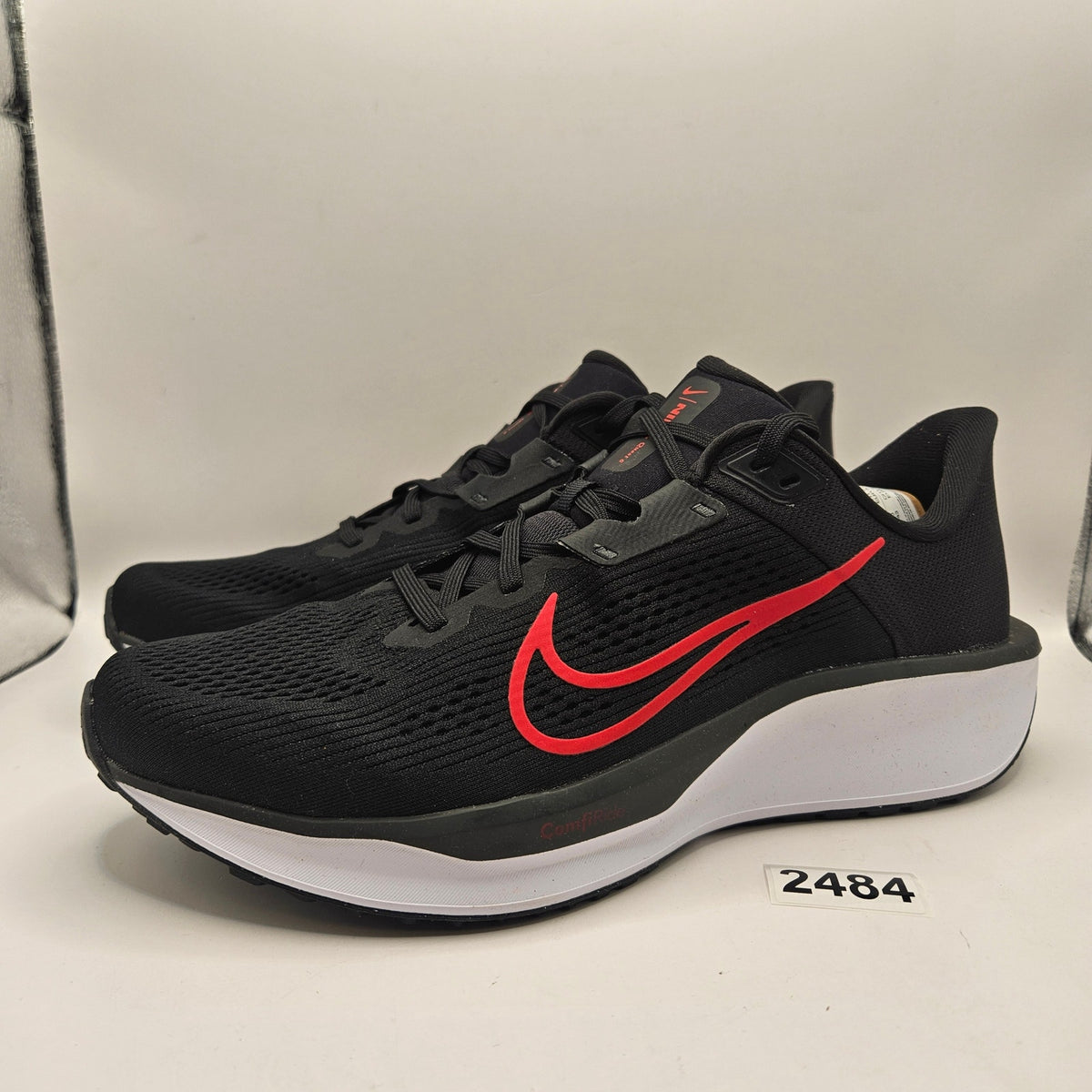 NIKE MEN'S 11 QUEST 6 BLACK WHITE UNIVERSITY RED FD6033-011 NWOB