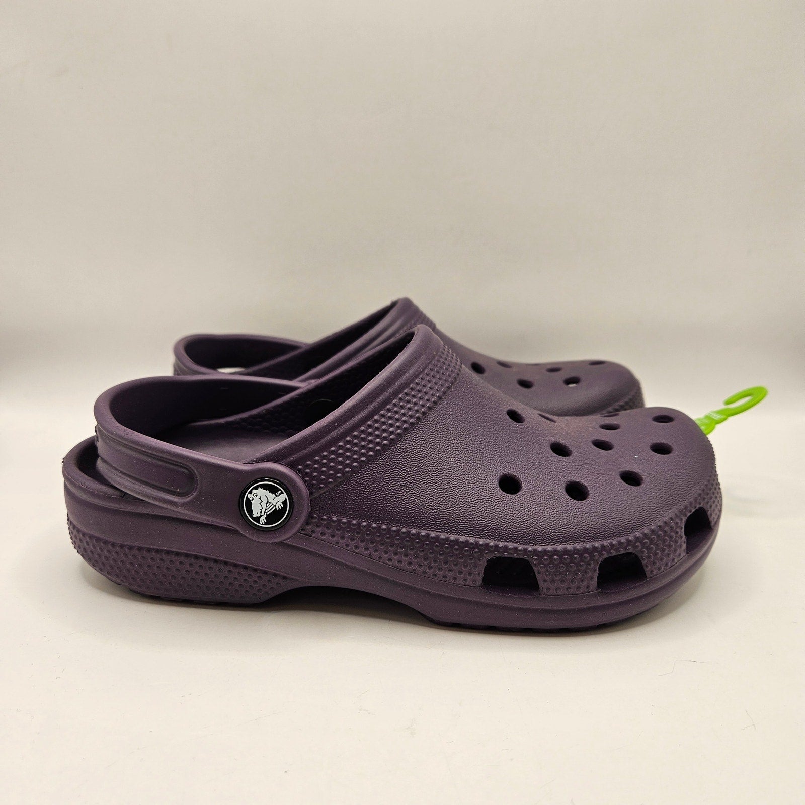 CROCS WOMEN'S 5 CLASSIC CLOG DEEP PURPLE SLIP ON COMFORT SHOES NWT