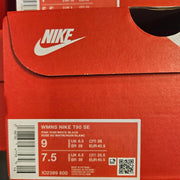 NIKE WOMEN'S 9 TOTAL 90 SE PINK RISE LOW TOP SOCCER SNEAKER IO2389-600