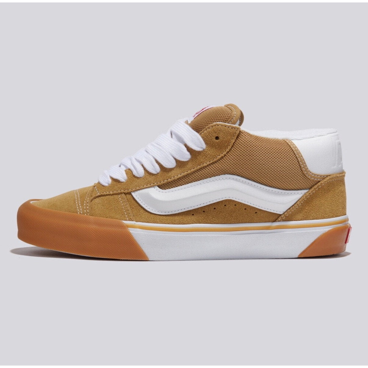 VANS MEN'S 9.5 KNU SKOOL MID SUEDE CHUNKY SKATEBOARDING SHOES KHAKI GUM NIB