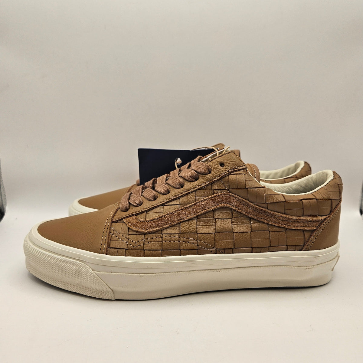 VANS M7.5 W9 OLD SKOOL LX WOVEN LEATHER TAN WHITE SNEAKERS NWOB