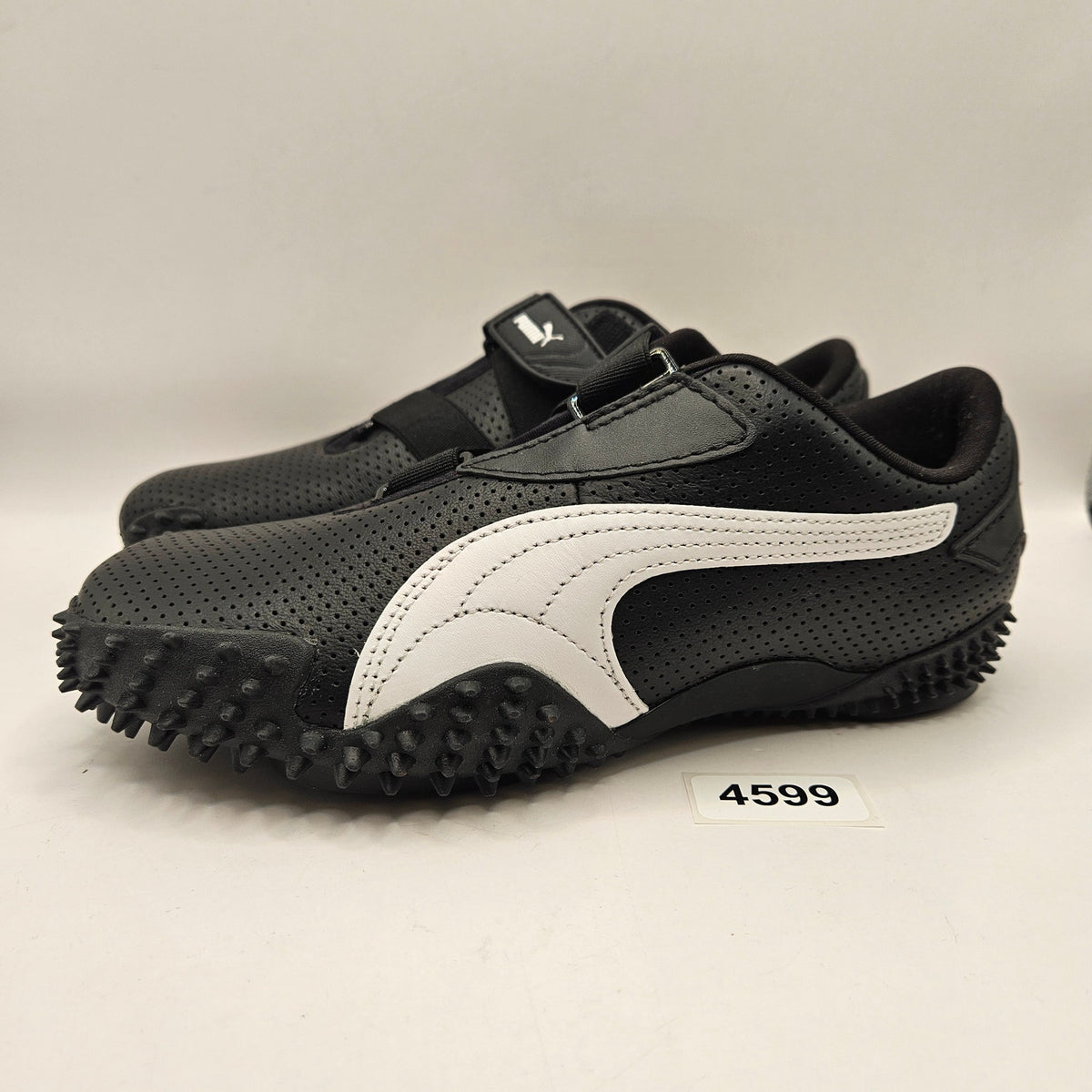 PUMA WOMEN'S 7 MOSTRO PERFORATED BLACK WHITE LEATHER SHOES 400992-02