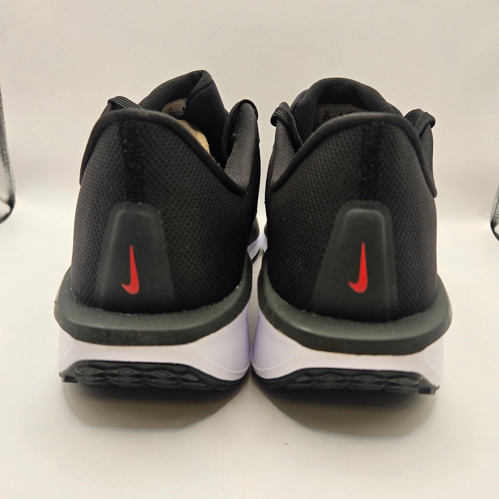 NIKE MEN'S 11 QUEST 6 BLACK WHITE UNIVERSITY RED FD6033-011 NWOB