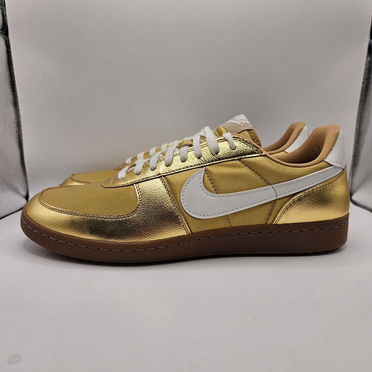 NIKE WOMEN'S 15.5 MEN'S 14 FIELD GENERAL METALLIC GOLD SAIL LO HQ7397-700