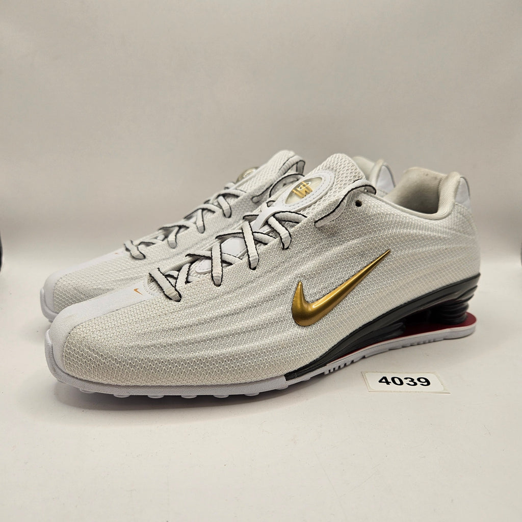 NIKE WOMEN'S 8.5 SHOX Z WHITE METALLIC GOLD HQ7540-100 NWOB