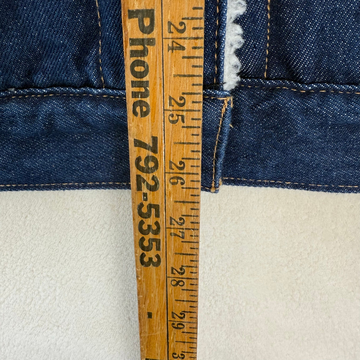 LEVI'S LIMITED ED WOMEN'S 2XL YEAR OF THE RABBIT 90S TRUCKER SHERPA JACKET