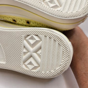 CONVERSE WOMEN'S 8.5 CHUCK TAYLOR ALL STAR LIFT HI PLATFORM LEMON SLUSHY A14967C