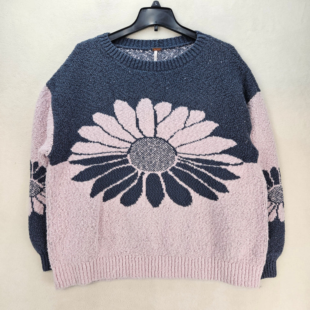 FREE PEOPLE XS OVERSIZED DAISY FLOWER CHUNKY KNIT SWEATER BLUE PINK PULLOVER