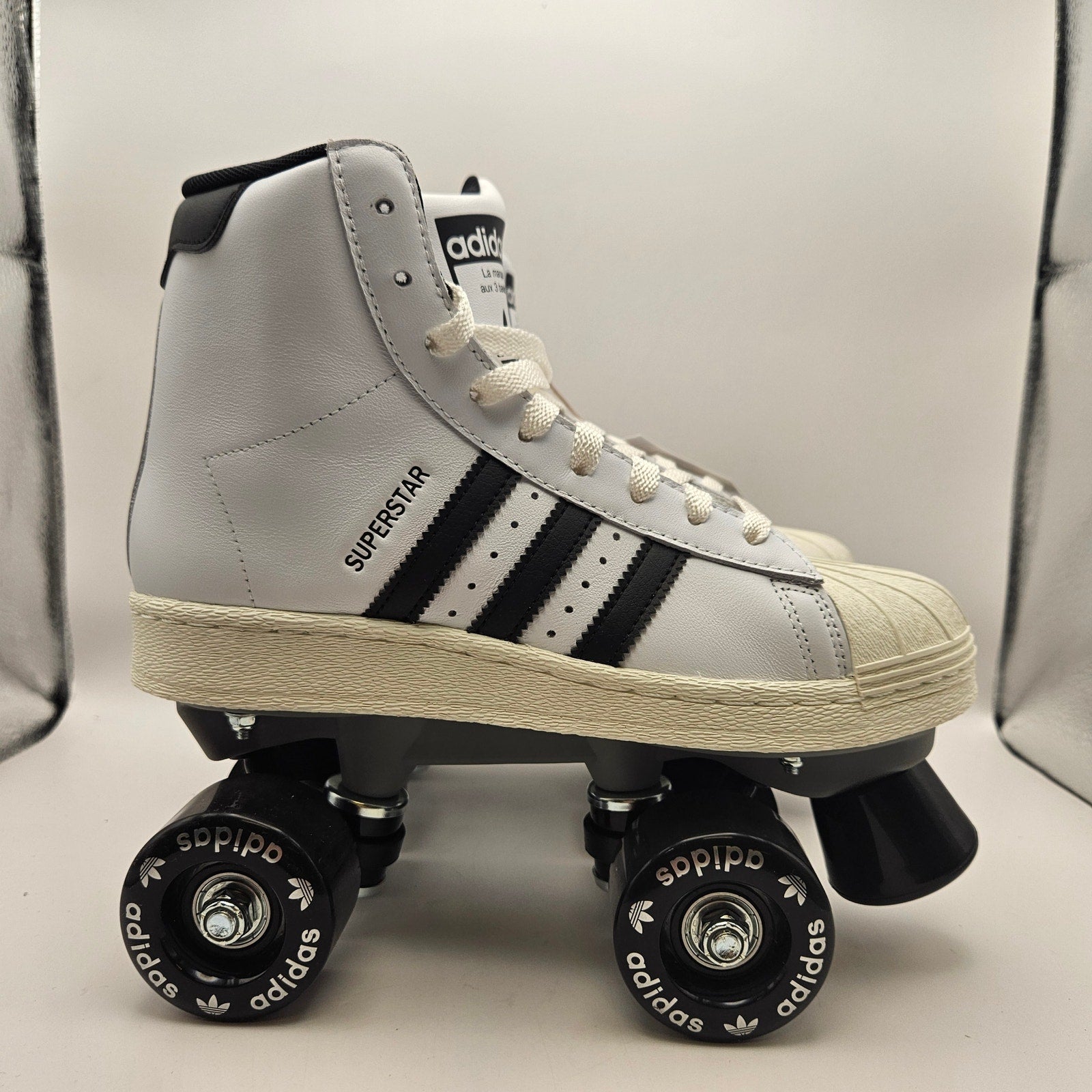 ADIDAS WOMEN'S 5.5 SUPERSTAR HI WHITE BLACK ROLLER SKATES NWOB JS4038